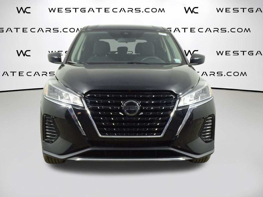 2021 Nissan Kicks S photo 2