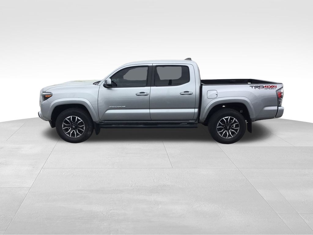 2021 Toyota Tacoma TRD Sport V6 photo 3