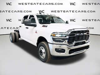 2026 Ram 3500 3500 TRADESMAN CREW CAB CHASSIS 4X4 60' CA Pickup