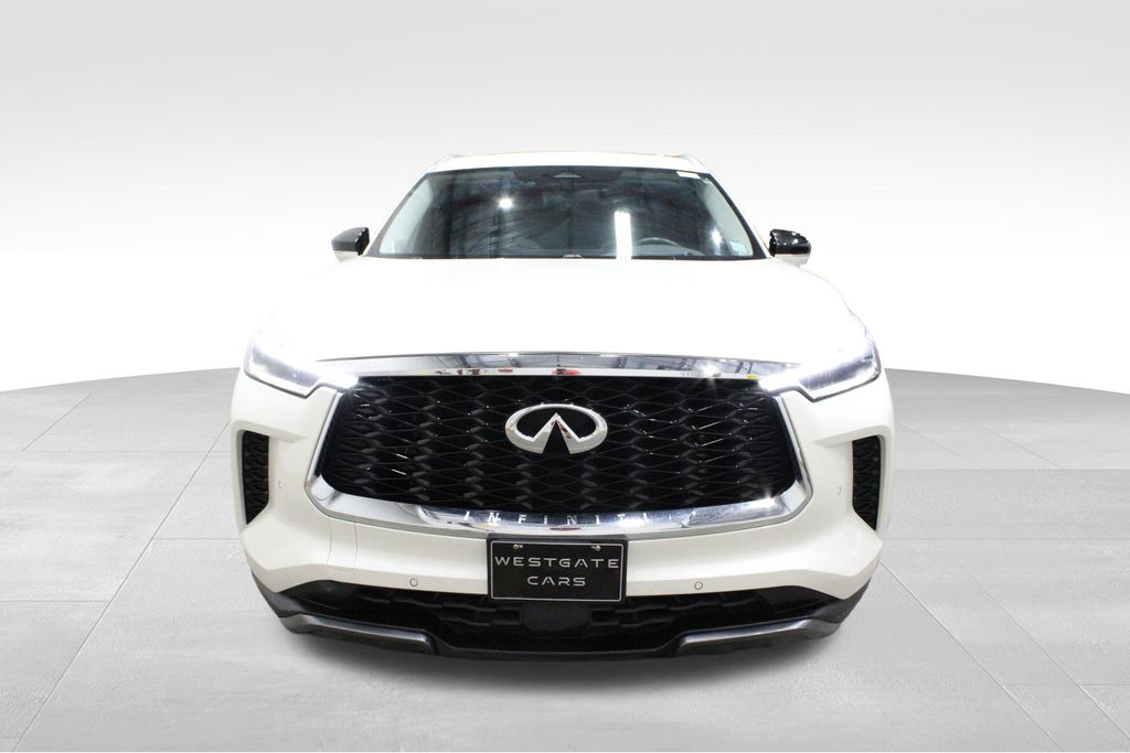 2022 Infiniti QX60 Luxe photo 2