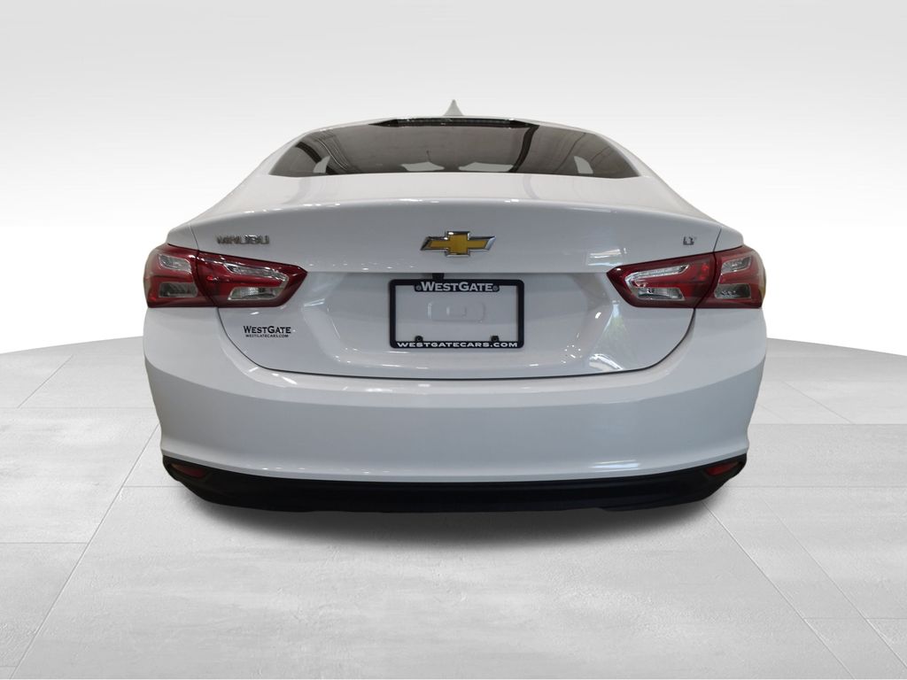 2022 Chevrolet Malibu 1LT photo 4