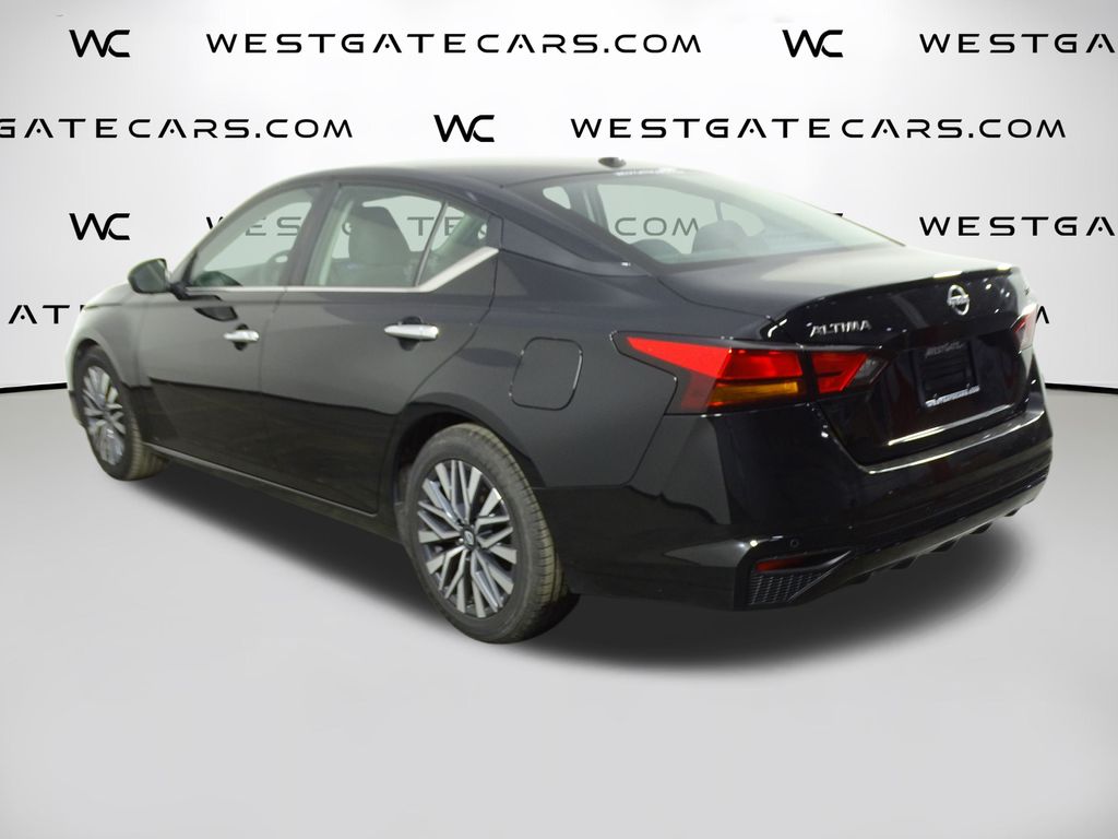 2024 Nissan Altima SV