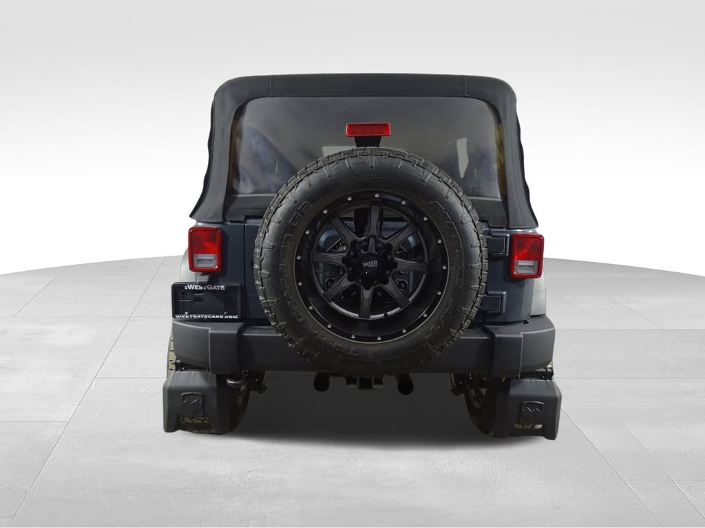 2017 Jeep Wrangler Unlimited Sport photo 4
