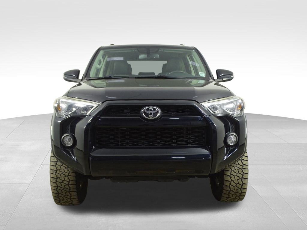 2019 Toyota 4Runner SR5 Premium photo 2