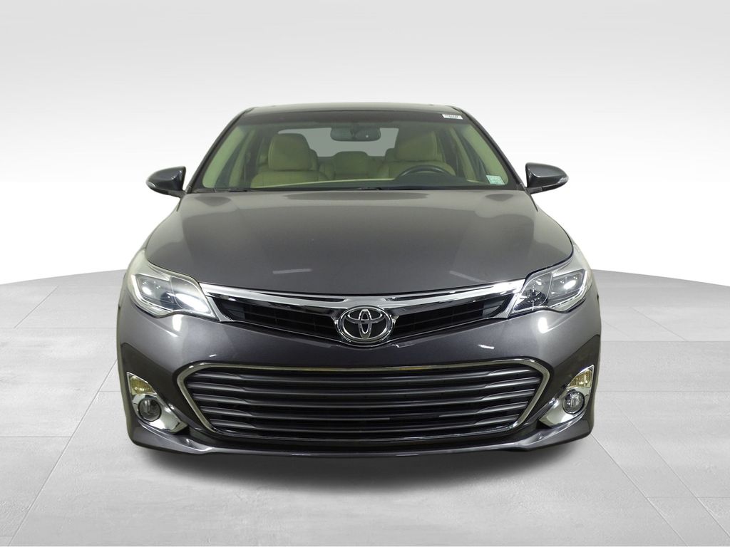2015 Toyota Avalon XLE Touring photo 2