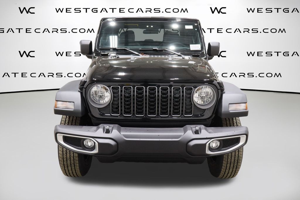 New 2026 Jeep Gladiator SPORT 4X4 Pickup