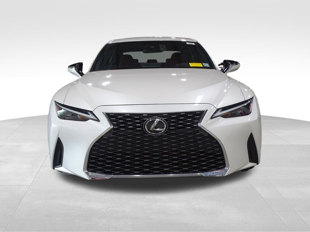 2022 Lexus IS 300 photo 2