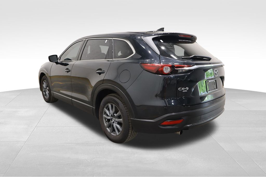 2022 Mazda CX-9 Touring photo 3