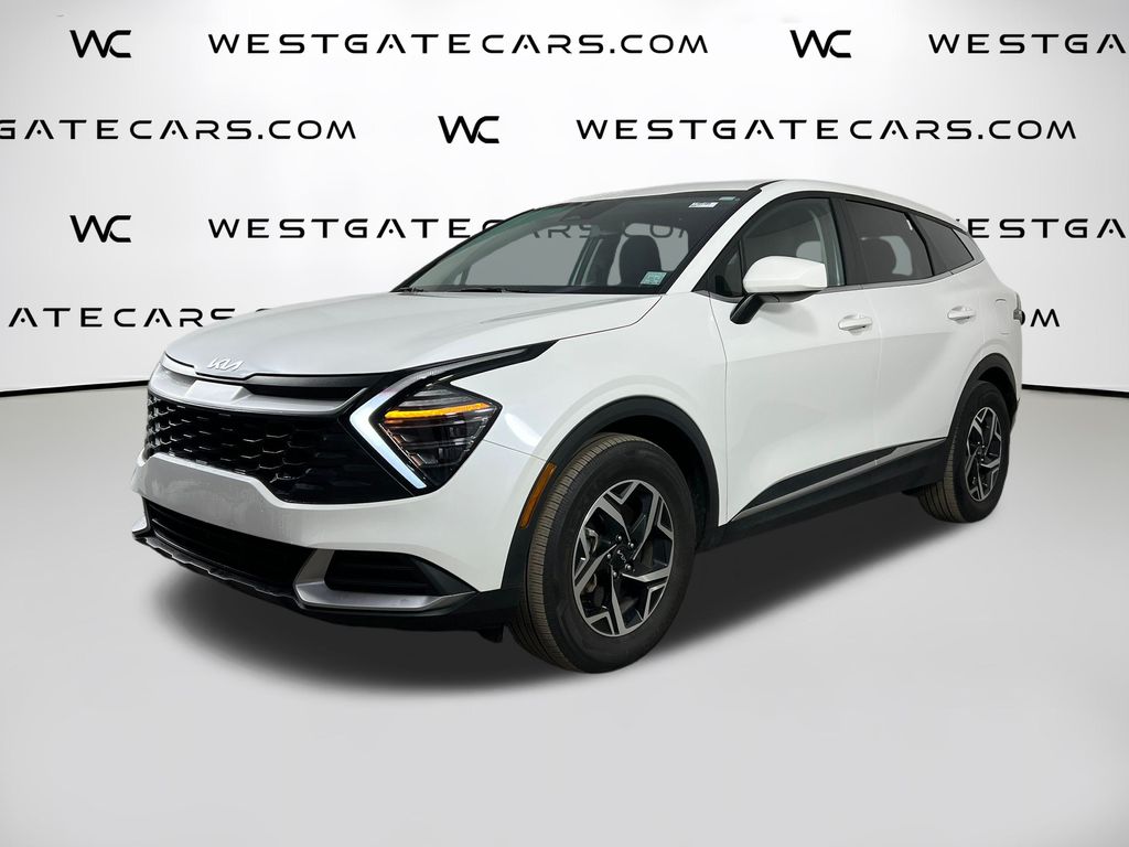 2024 Kia Sportage LX's photo