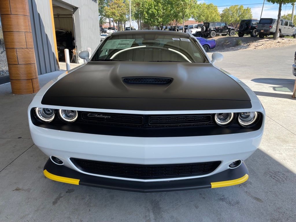 New 2023 Dodge Challenger R/T Coupe