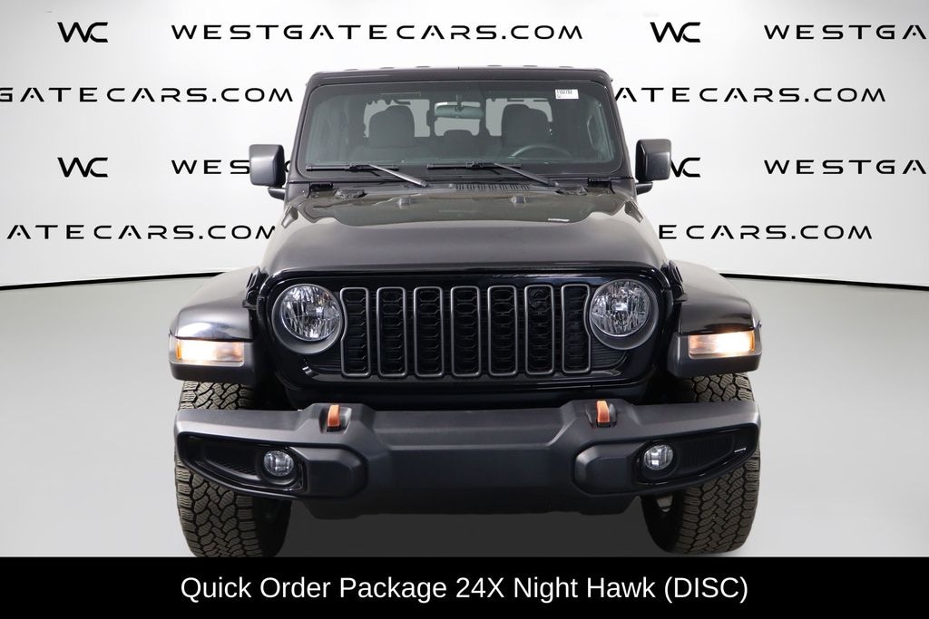Used 2025 Jeep Gladiator Nighthawk Truck Crew Cab