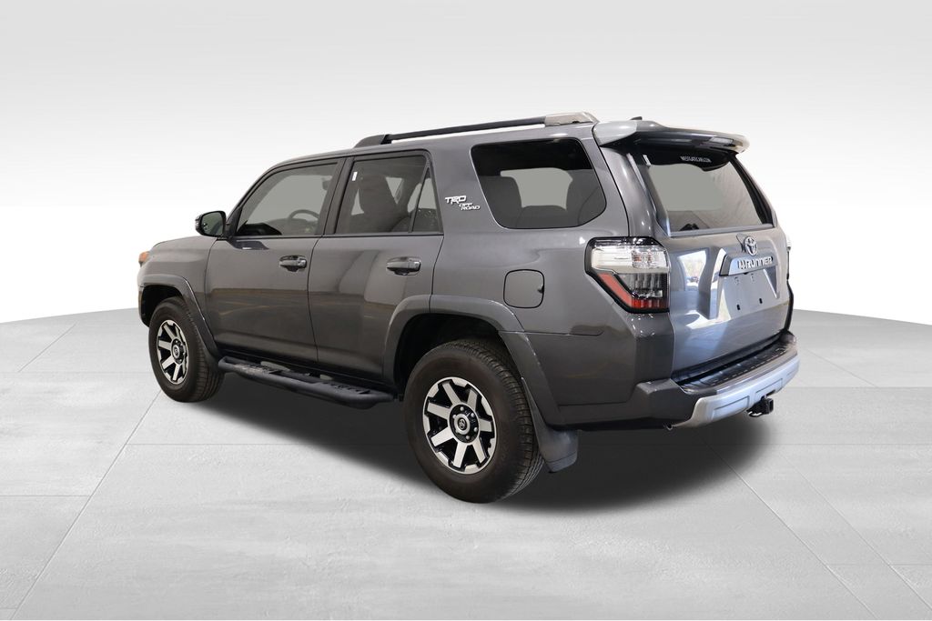 2019 Toyota 4Runner TRD Off-Road Premium photo 3