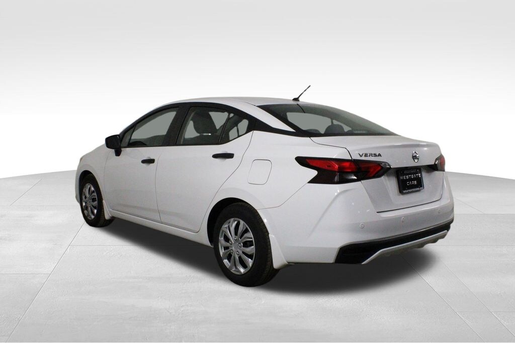 Used 2021 Nissan Versa 1.6 S Sedan