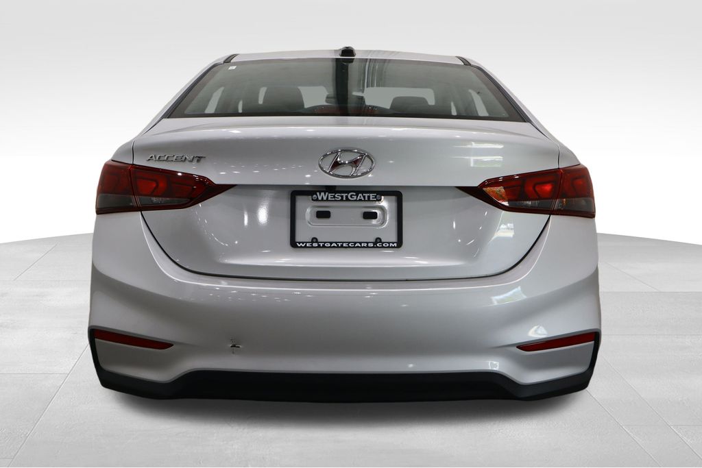 2022 Hyundai Accent SEL photo 4