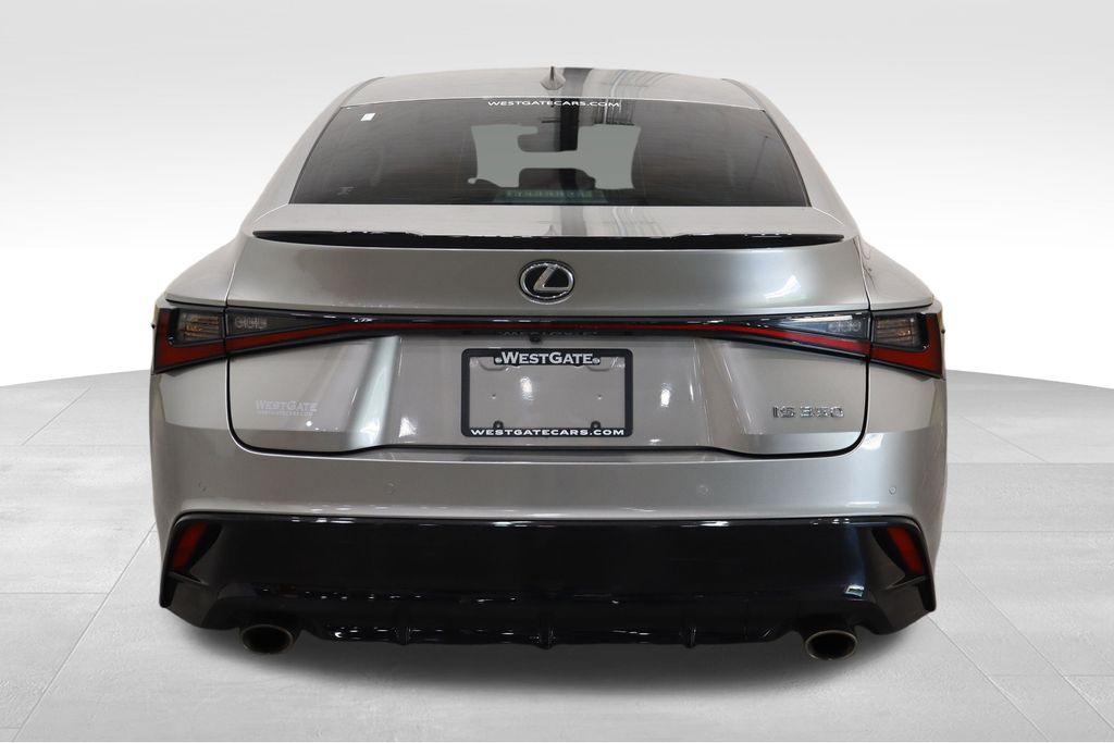 2023 Lexus IS 350 F SPORT photo 4