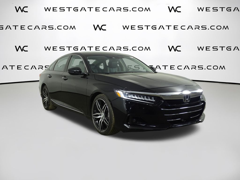 2022 Honda Accord Touring's photo