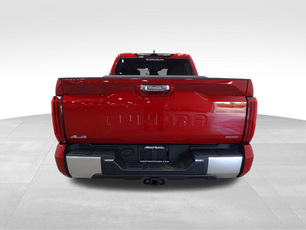 2025 Toyota Tundra Limited CrewMax photo 4