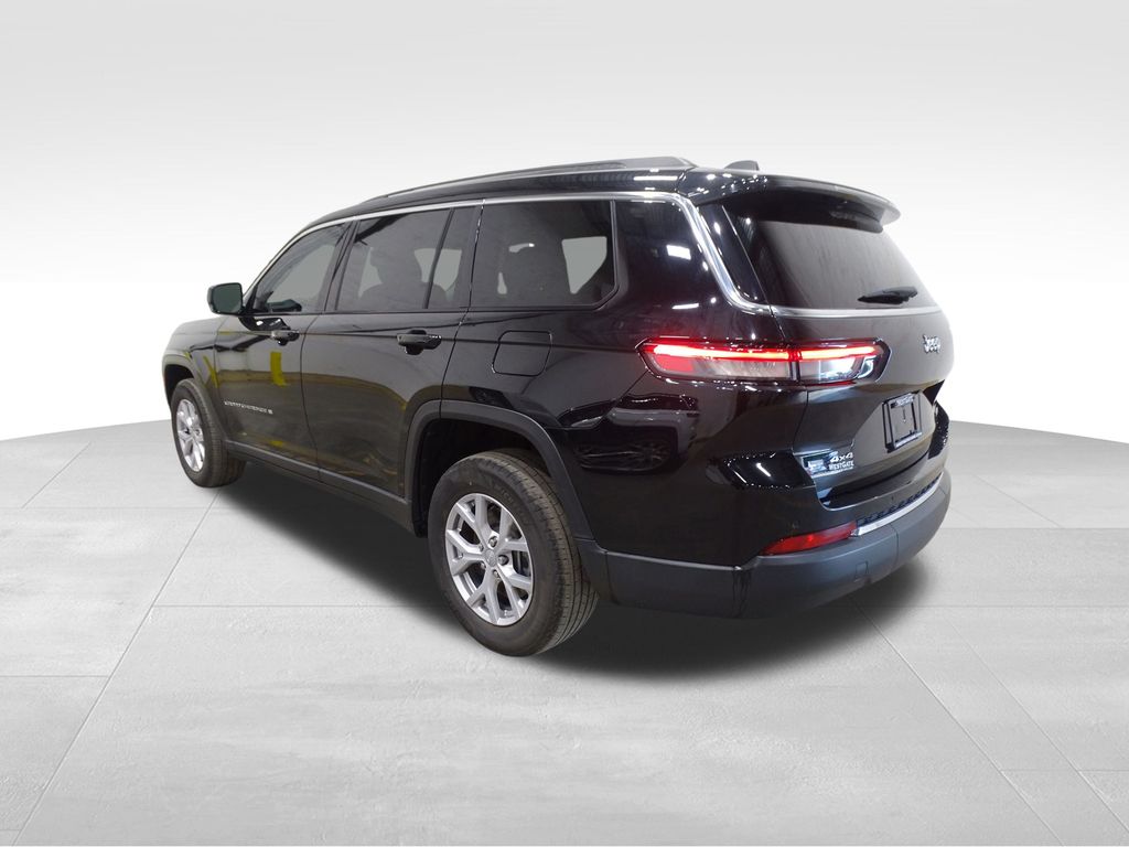 2021 Jeep Grand Cherokee L photo 3