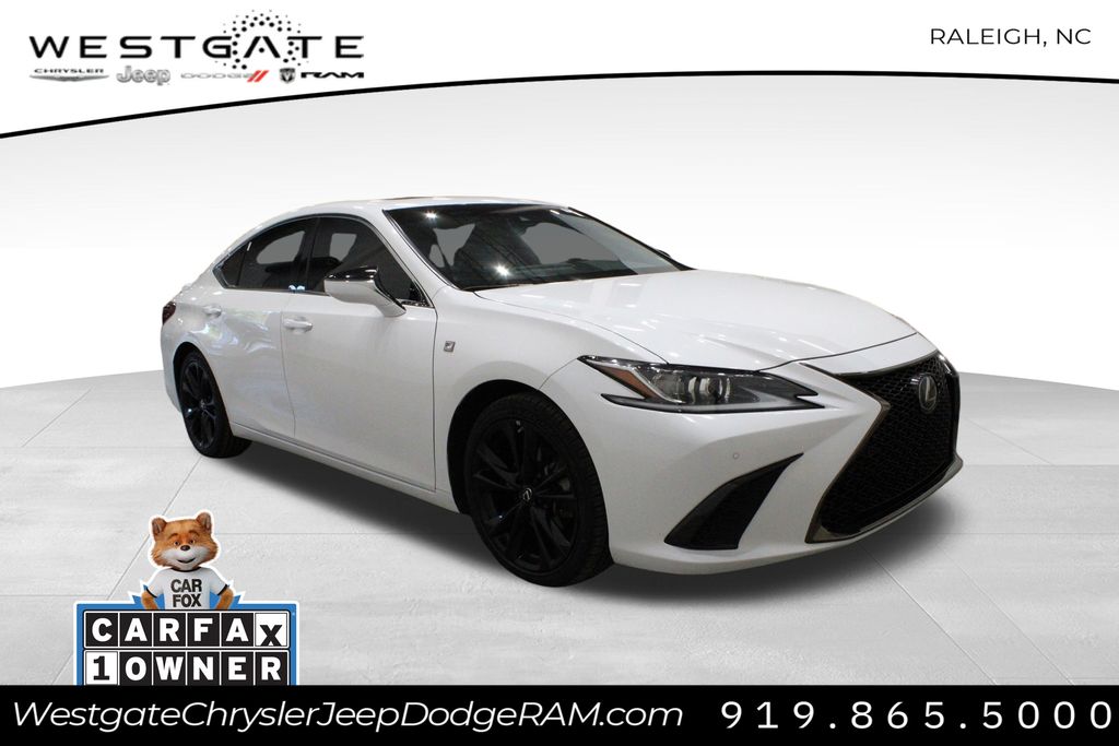 2022 Lexus ES