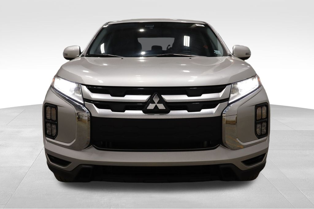 2024 Mitsubishi Outlander Sport ES photo 2