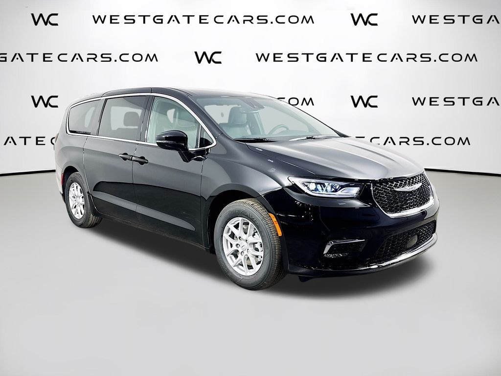 New 2026 Chrysler Pacifica SELECT Passenger Van