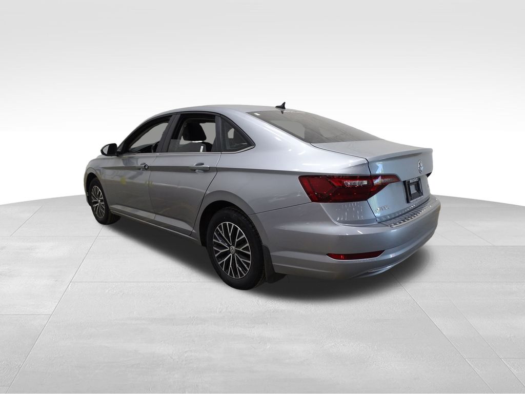 2020 Volkswagen Jetta SE photo 3