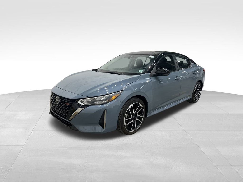 2024 Nissan Sentra SR photo 3