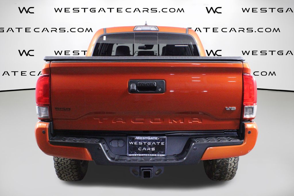 2018 Toyota Tacoma TRD Off-Road photo 4