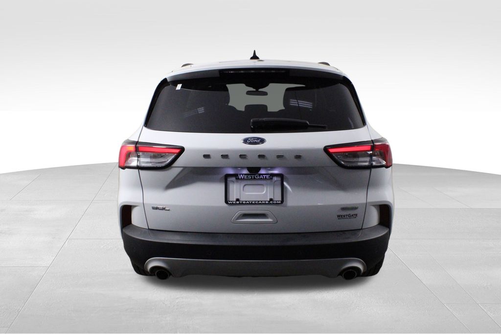 2020 Ford Escape SEL photo 4