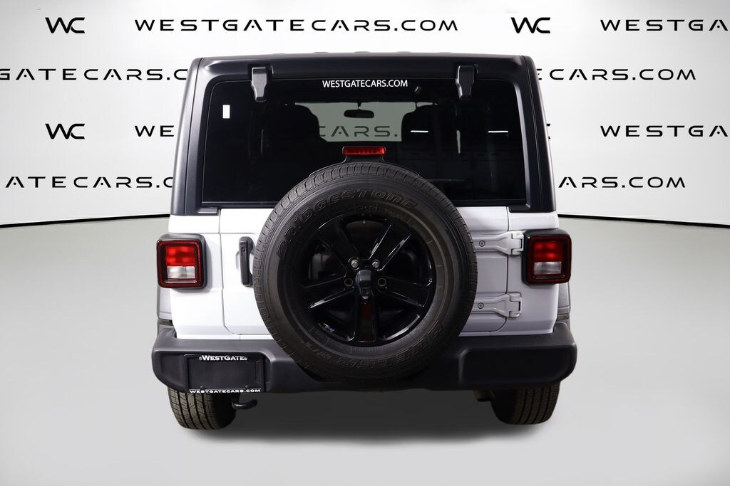 Used 2022 Jeep Wrangler Unlimited Sport Altitude SUV