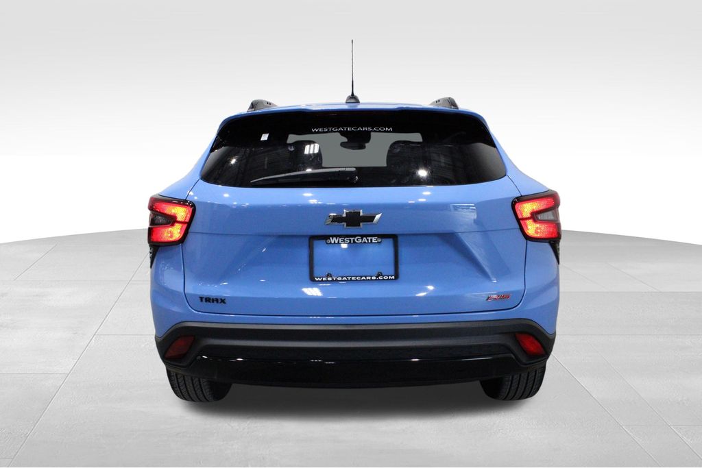 2024 Chevrolet Trax photo 4