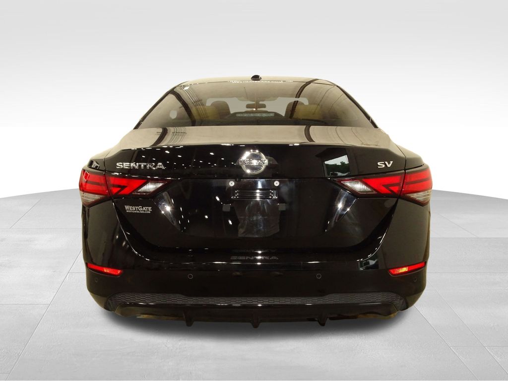 2023 Nissan Sentra SV photo 4