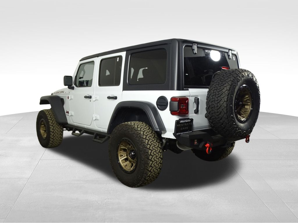 2024 Jeep Wrangler Rubicon photo 3