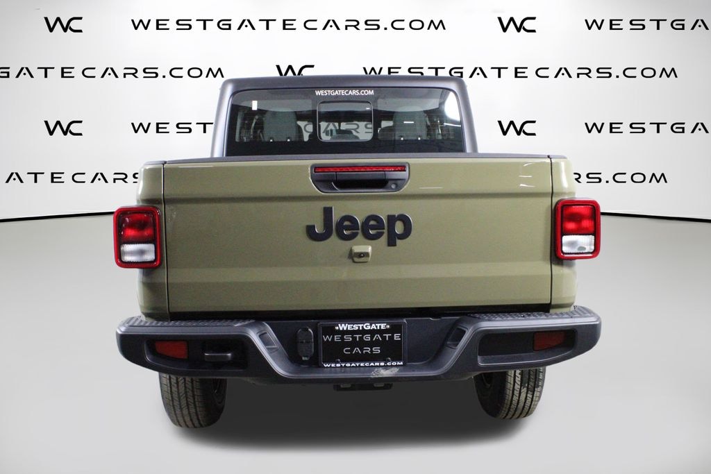 New 2026 Jeep Gladiator SPORT 4X4 Pickup