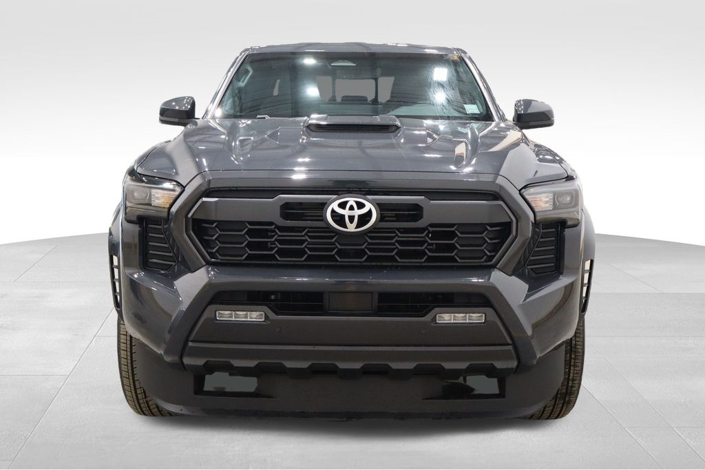 2024 Toyota Tacoma TRD Sport photo 2