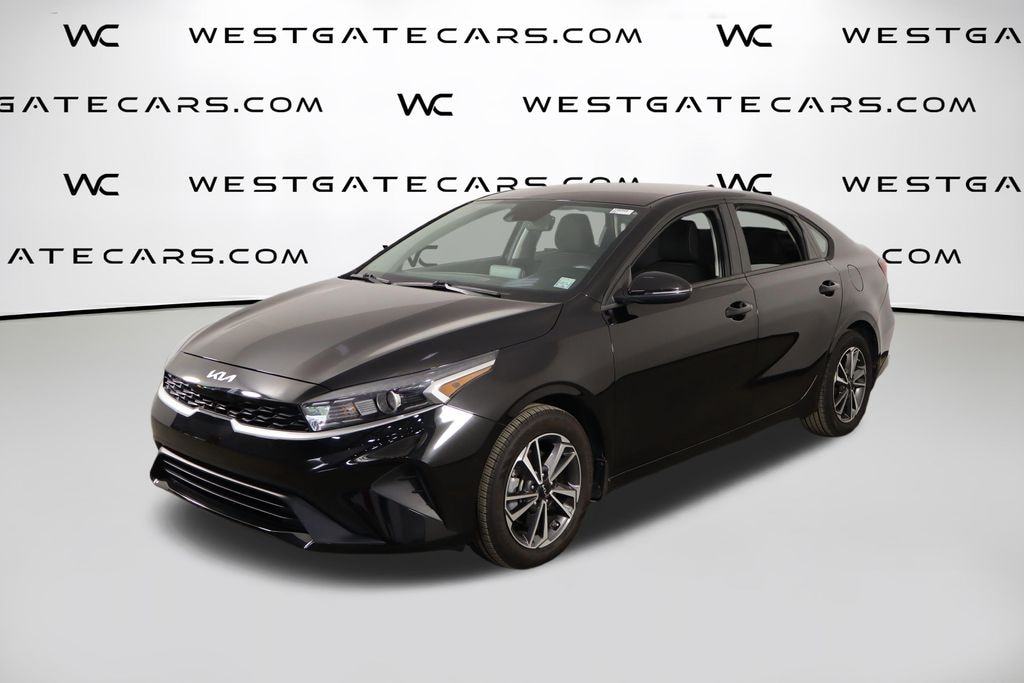 Used 2023 Kia Forte LXS Sedan