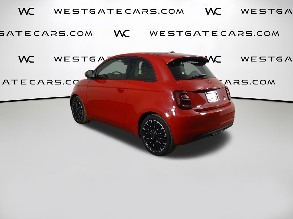 2024 Fiat 500e Red photo 3