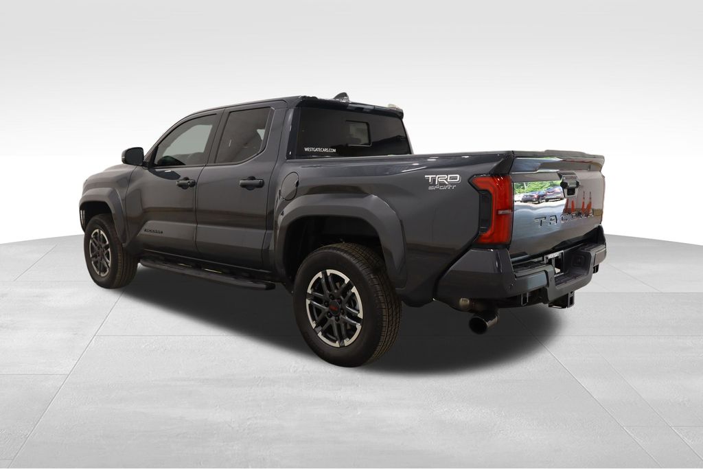 2024 Toyota Tacoma TRD Sport photo 3