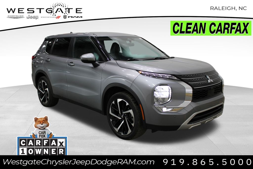 2022 Mitsubishi Outlander SE