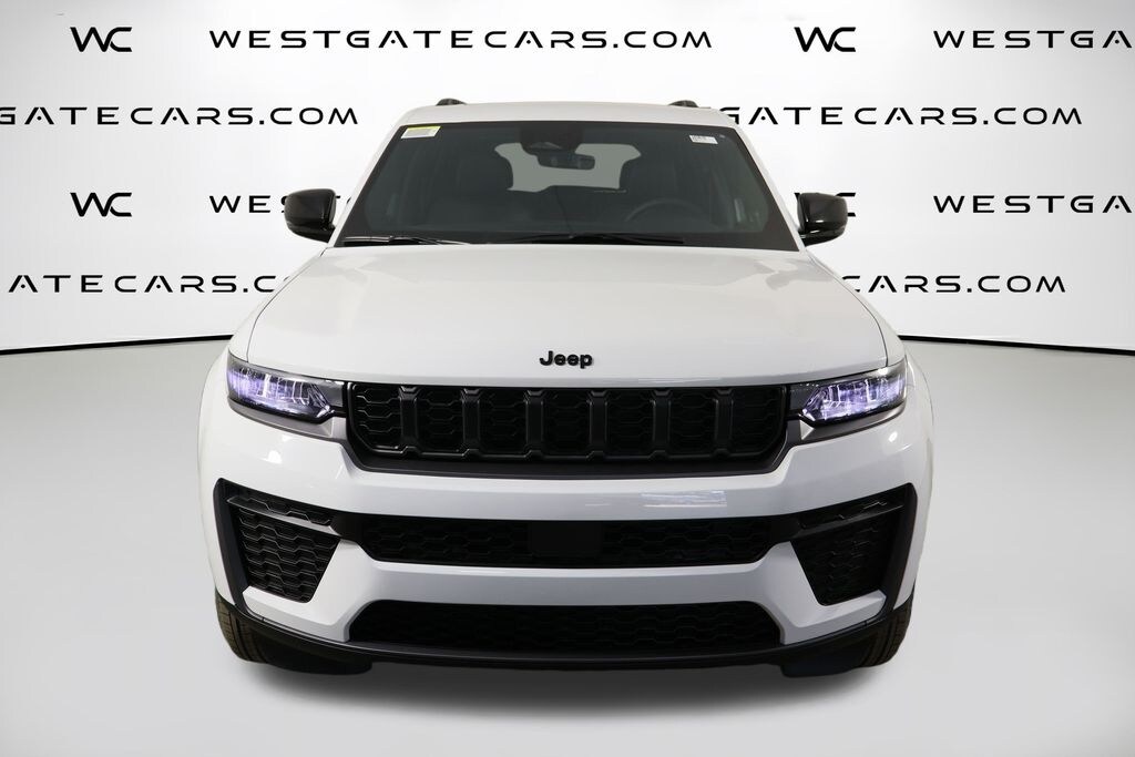 New 2026 Jeep Grand Cherokee LAREDO ALTITUDE 4X4 Sport Utility