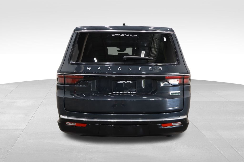 2024 Jeep Wagoneer L Series II photo 4