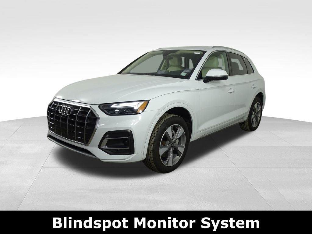 2022 Audi Q5 40 Premium Plus photo 3