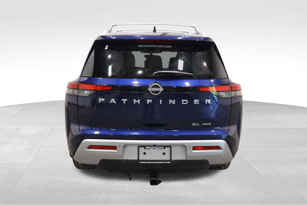 2022 Nissan Pathfinder SL photo 4