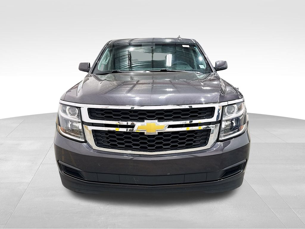 2018 Chevrolet Tahoe LT photo 2
