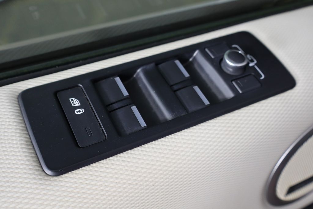 2022 Land Rover Discovery HSE R Dynamic - Photo 21