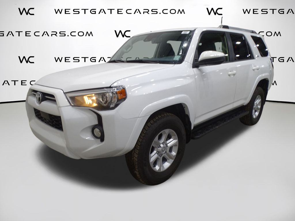 2023 Toyota 4Runner SR5's photo