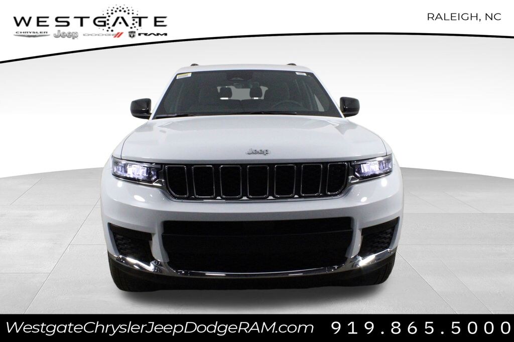 New 2025 Jeep Grand Cherokee L L LAREDO 4X4 Sport Utility