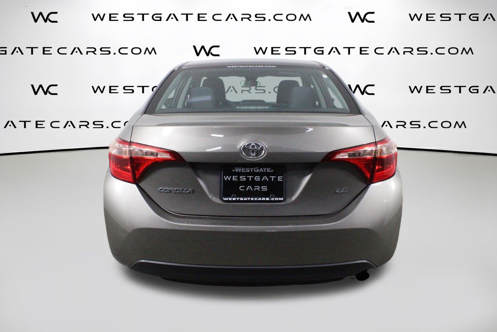 2017 Toyota Corolla LE photo 4