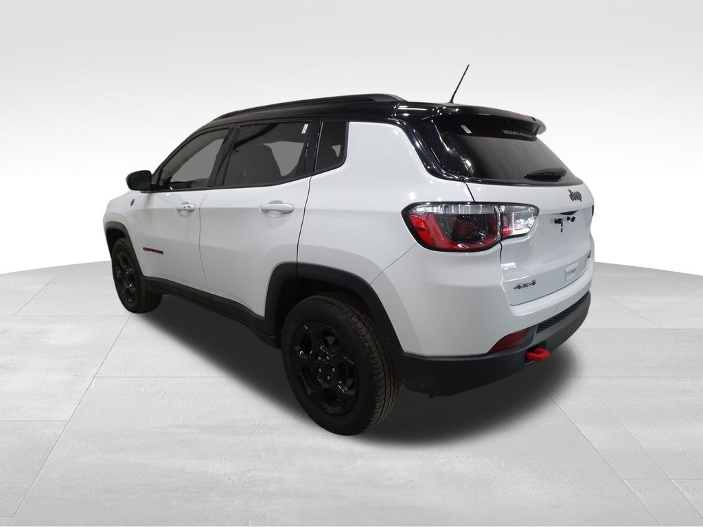 2023 Jeep Compass Trailhawk photo 3
