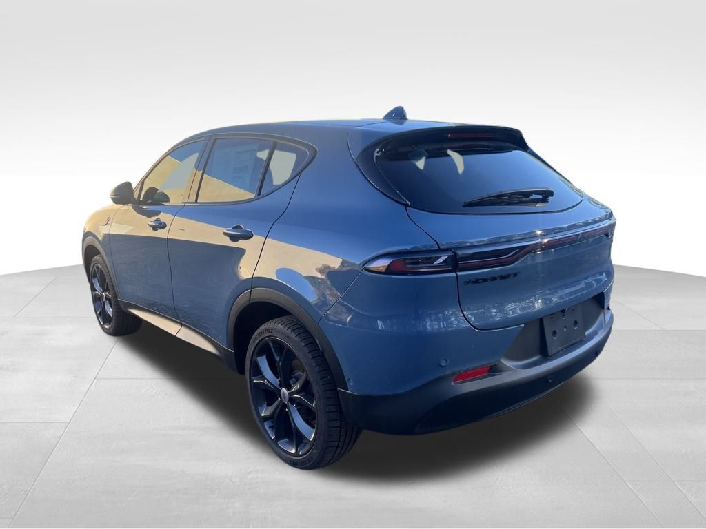 2023 Dodge Hornet GT photo 4